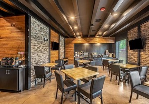 Cobblestone Inn & Suites - Fairfield Bay