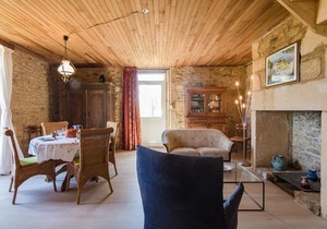 Cozy Cottage in Aquitaine with Private Swimming Pool