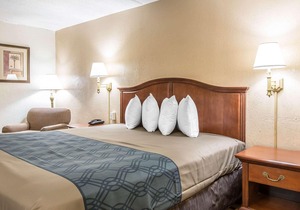 Econo Lodge Midtown