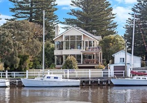 Shearwater Penthouse Apartment
