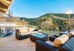 The Sebel Pinnacle Valley Resort