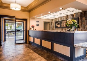 Tower Inn & Suites