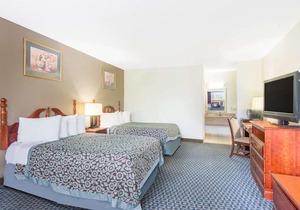 Days Inn by Wyndham Arlington Pentagon