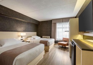 Days Inn by Wyndham Toronto West Mississauga