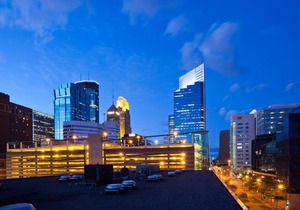 Holiday Inn Express Hotel & Suites Minneapolis-Downtown Convention Center