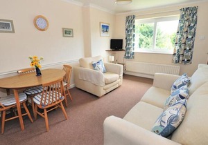 2 Bed Riverview Bridge House Apartment