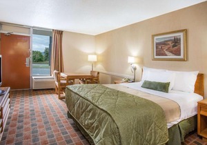 Ramada by Wyndham Wytheville
