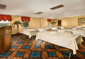 Comfort Suites Dulles Airport