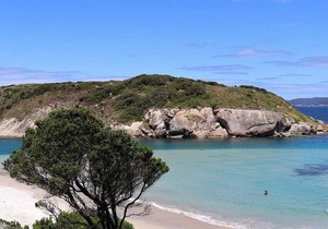 Emu Beach Chalets