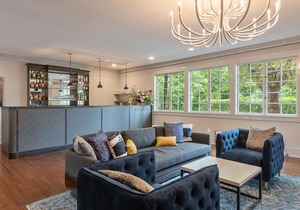 Oakhurst Inn