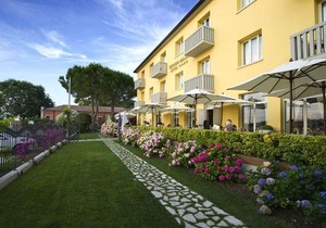 Viktoria Palace Hotel