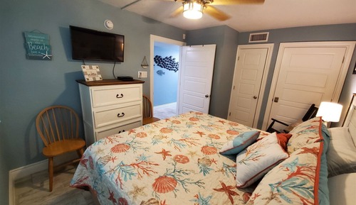 Condo, 1 King Bed with Sofa bed, Patio (Drift Away - No Pets Allowed)