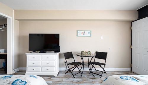 Condo, 2 Queen Beds, Patio (Rockport Retreat - Pet Friendly)