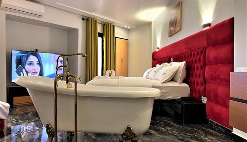 Royal Room