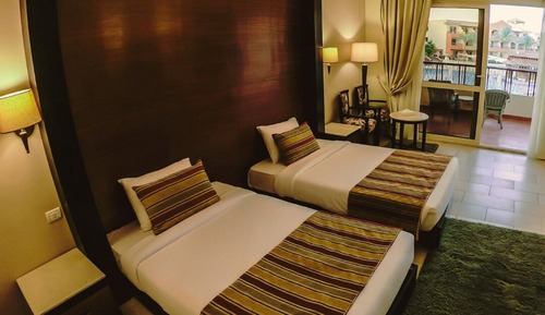 Family 2 Bed Room
