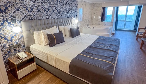 Deluxe Sea View