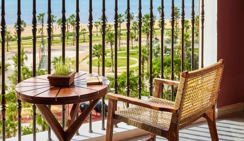 Superior Room, 1 King Bed, Sea View