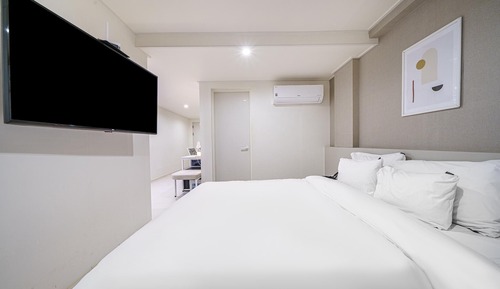 Room (Premium content (PC room) (with style)