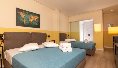 Comfort Triple Room