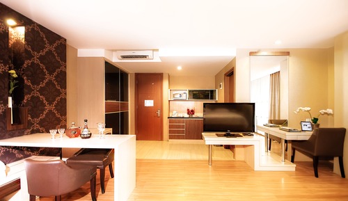 Suite (Includes Free Laundry 2 pcs / day)