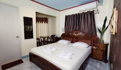 Suite Room