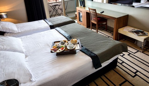 Deluxe Bosphorus Triple Balcony Room