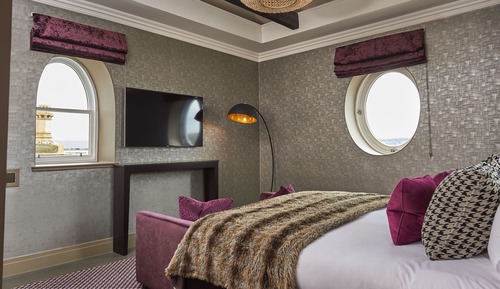 Signature Suite