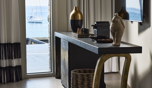 Signature Suite, Hot Tub, Sea View