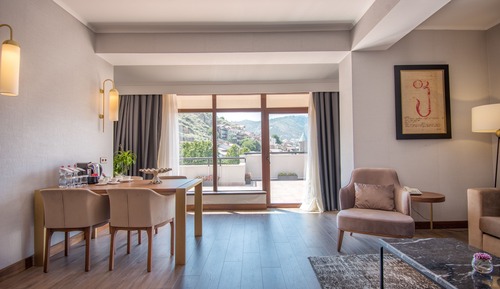 Premium Suite, 1 Bedroom, Non Smoking, City View