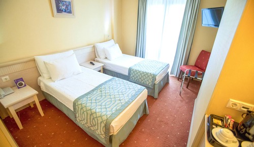 Standard Room, 1 Double Bed, Non Smoking, Garden View