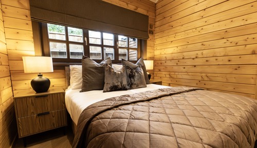 Luxury Cabin, Shared Bathroom
