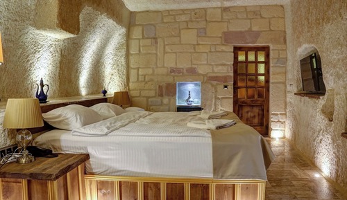 Grand Room, Patio