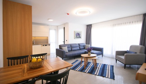2+1 Suite
