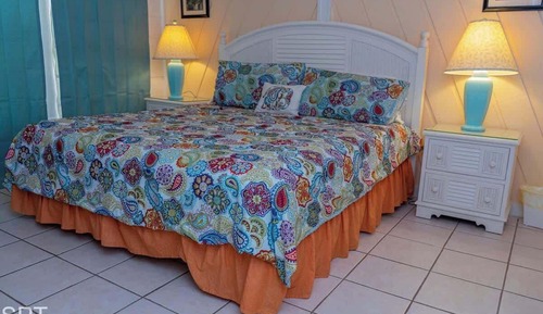 House, Multiple Beds, Patio, Garden View