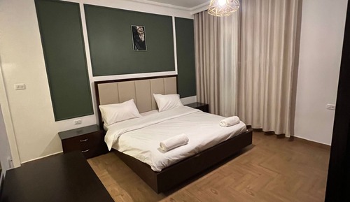 Apartment, 3 Bedrooms, Smoking