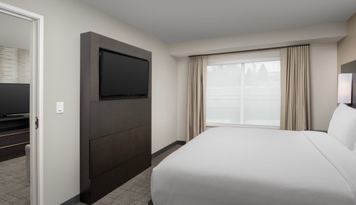 Suite, 1 Bedroom (Mobility Accessible, Tub)