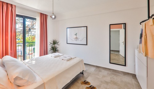 Family Duplex, 2 Bedrooms, Balcony, Mountain View