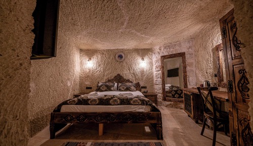 Signature Suite