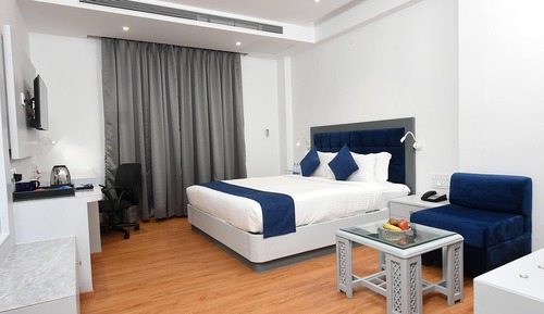 Premier Room