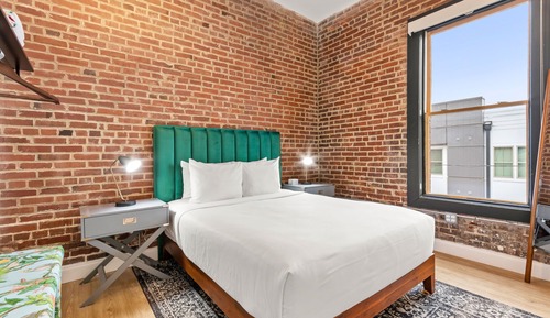 Exclusive Penthouse, 4 Bedrooms, Connecting Rooms