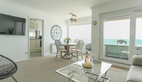 Panoramic Apartment, Private Bathroom, Sea View