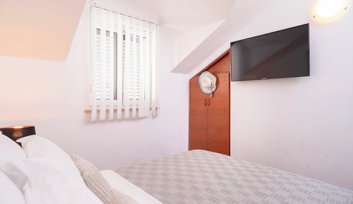 Classic Double Room, Pool Access