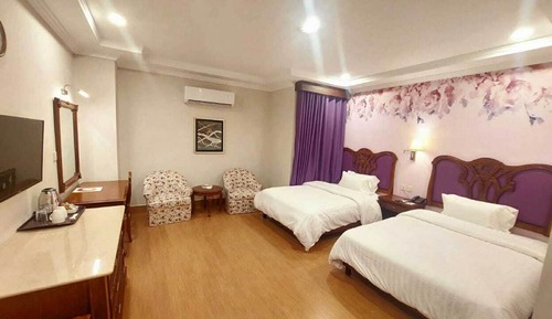 Deluxe Studio Suite