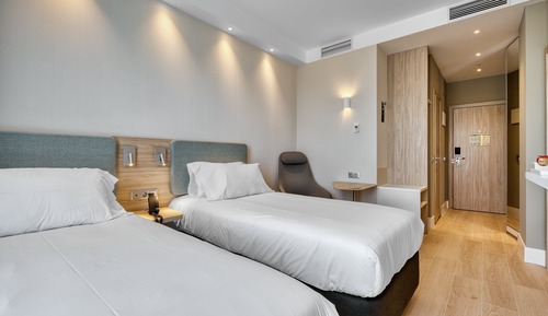 Standard Room (Free Breakfast)