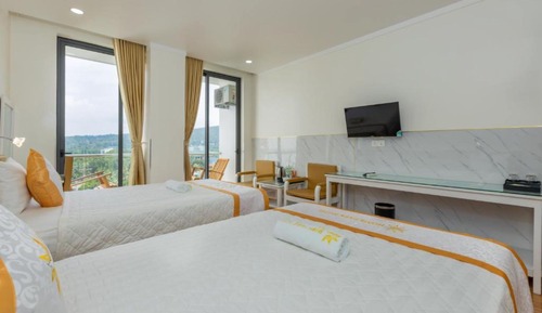 Superior Twin Room