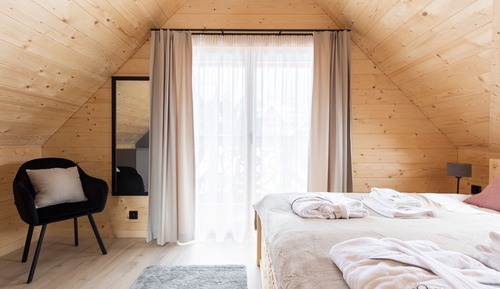 Standard Chalet