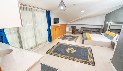 Standard Studio, 1 Double Bed, City View