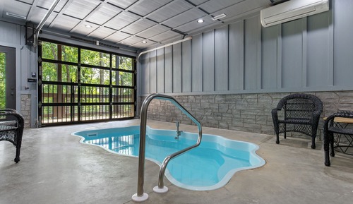 Studio (3 Bedrooms)