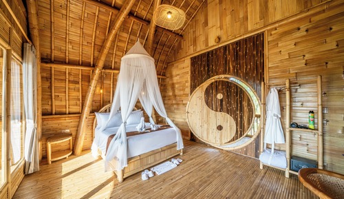 One Bedroom Plunge Pool Villa With Hills View