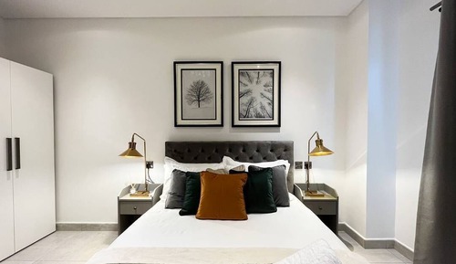 Signature Condo